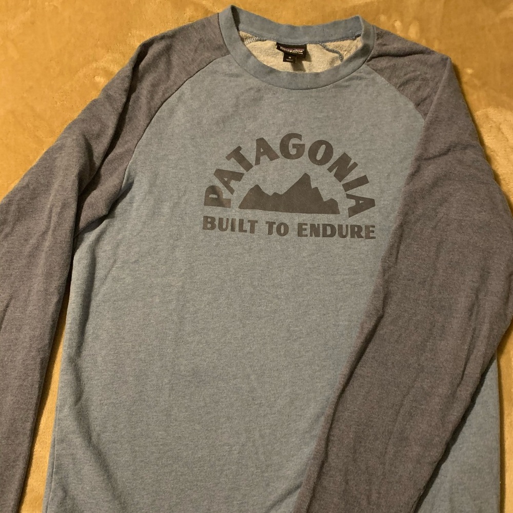 Lightweight Patagonia sweatshirt